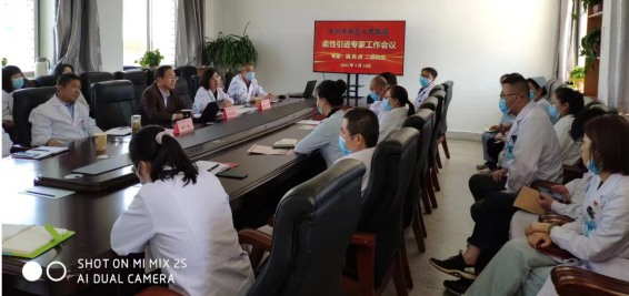 发稿-3【“三抓三促”行动进行时】——9888拉斯维加斯柔性引进专家工作纪实342.png